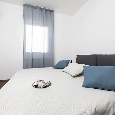 Luna By Interhome Villa *